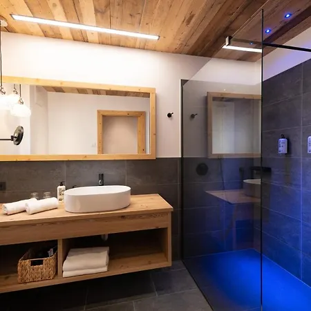 Chalet Lois - Neu Eröffnet, Für Bis 8 Personen Großarl